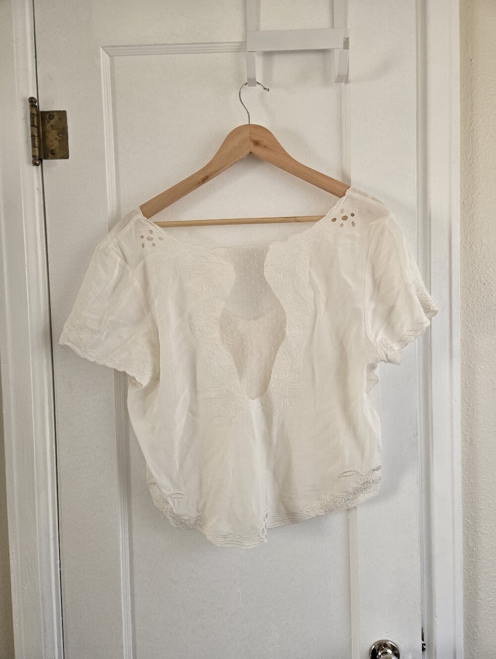 Embroidered Lace Top - Picture 4 of 7